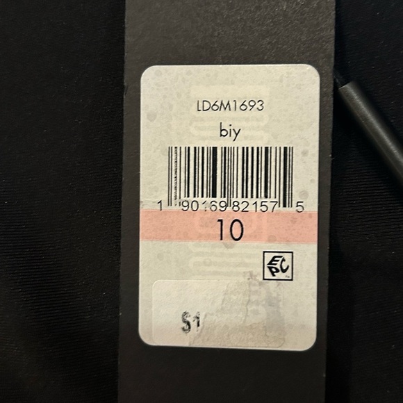 Karl Lagerfeld NWT Black and White Dress Lined Size 10 Colorblock - Picture 6 of 8